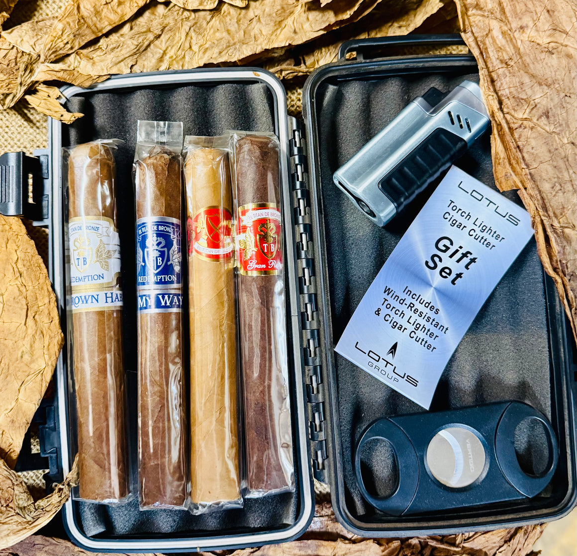 HOLIDAY TORO GIFT SET